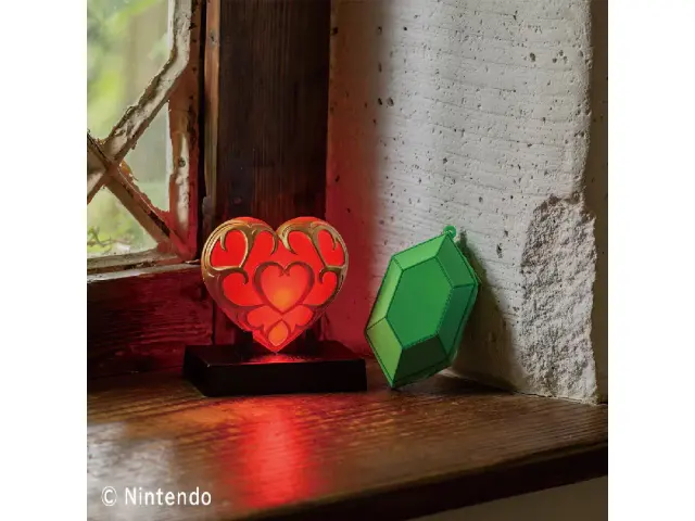 Key visual for “Takarajimasha Releases Legend of Zelda Heart Container Lamp and Rupee Pouch”