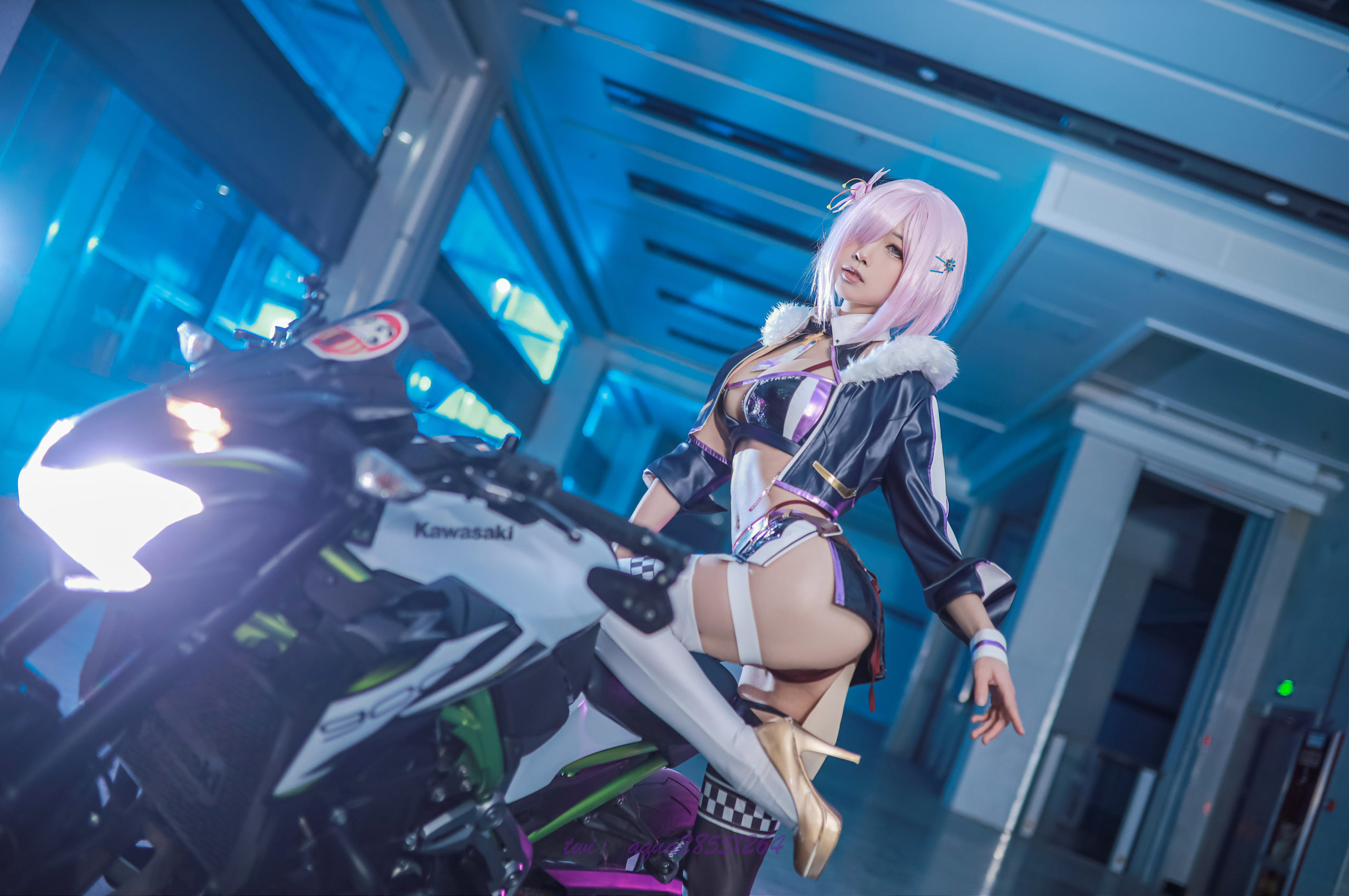 Race Queen MashuKyrielite Motorcycle Cosplay by Aqua 7 scaled 1
