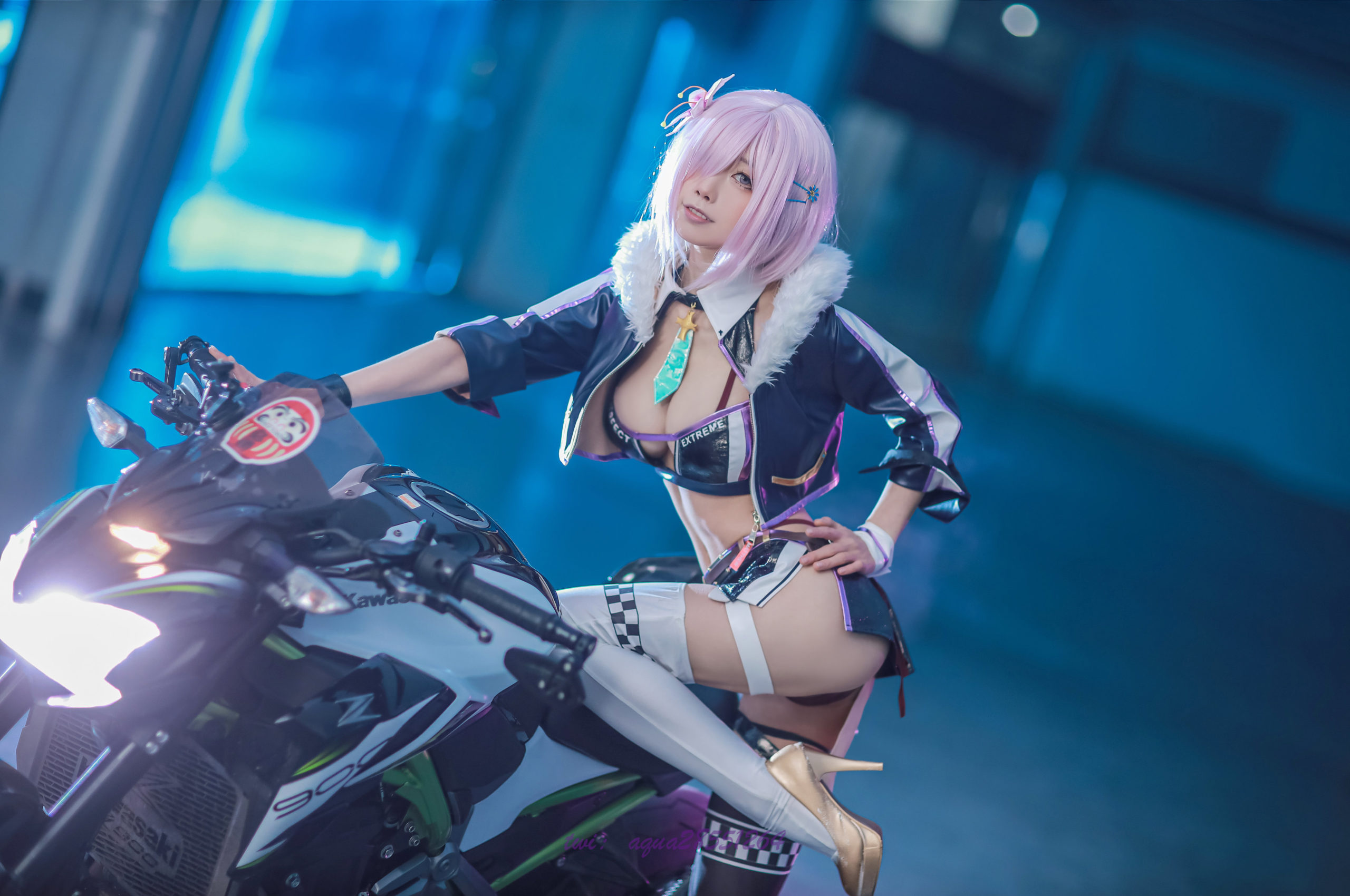 Race Queen MashuKyrielite Motorcycle Cosplay by Aqua 9 scaled 1