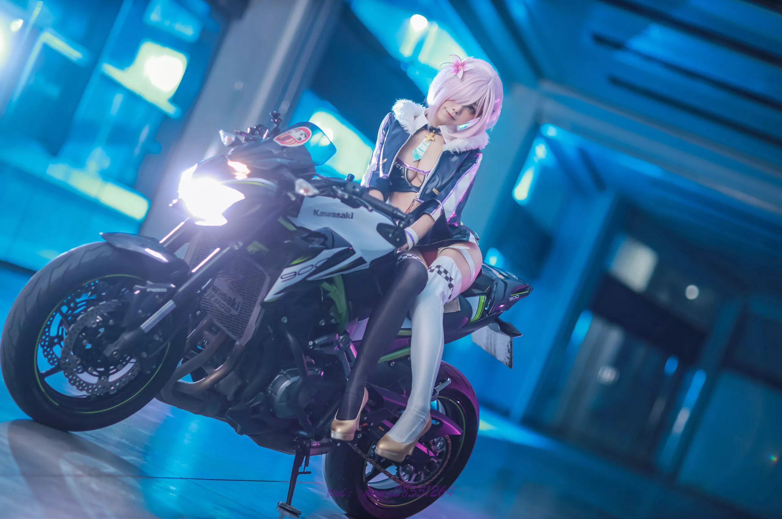 Race Queen MashuKyrielite Motorcycle Cosplay by Aqua 12 scaled 1